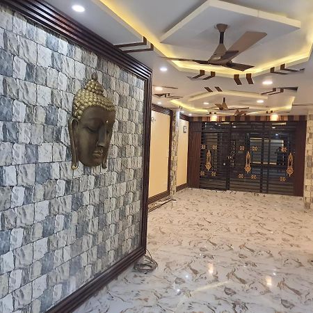 Divine Hotel & Banquet Hall 博帕尔 外观 照片