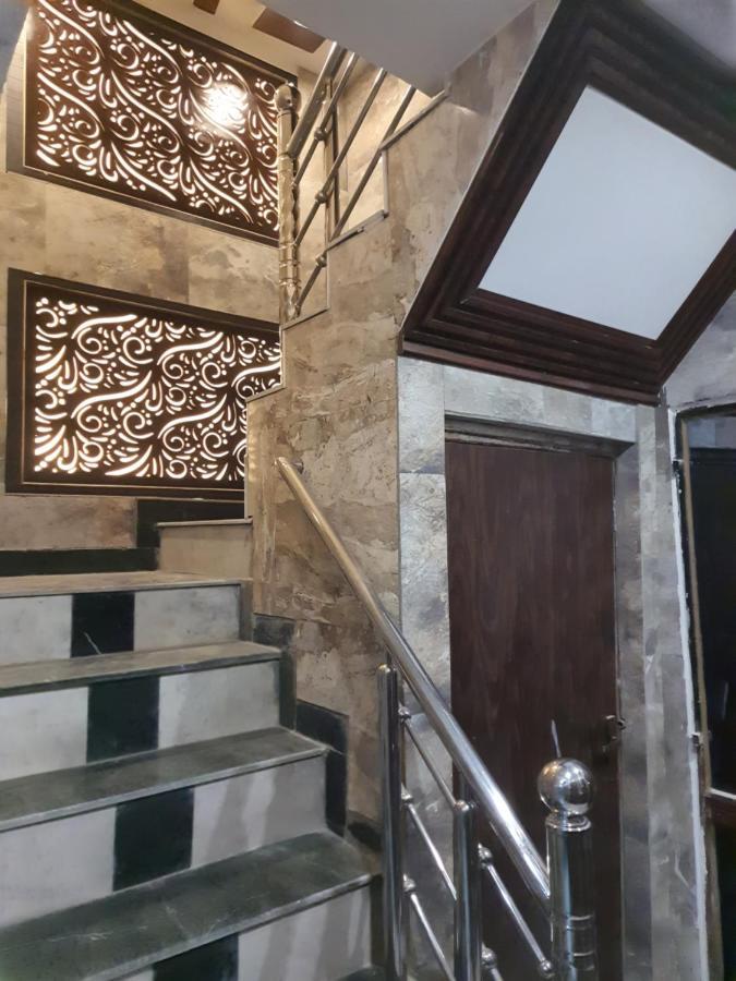 Divine Hotel & Banquet Hall 博帕尔 外观 照片