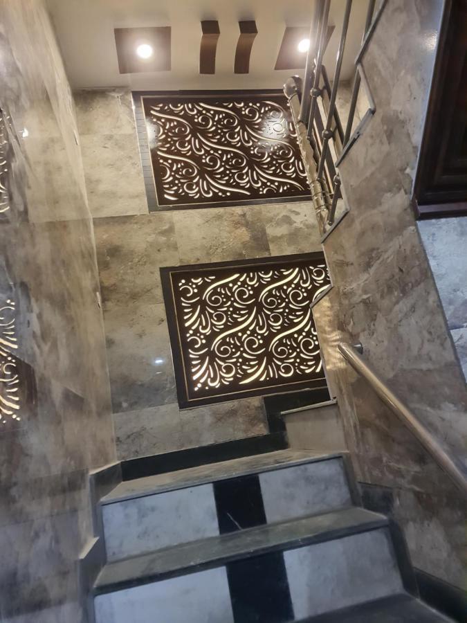 Divine Hotel & Banquet Hall 博帕尔 外观 照片