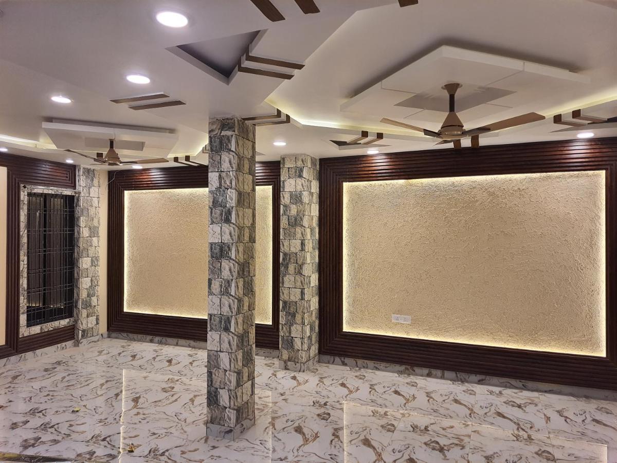 Divine Hotel & Banquet Hall 博帕尔 外观 照片